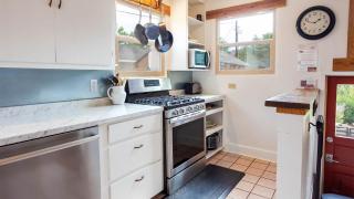 Cozy Historic Family Home in Downtown Kanab Pet Friendly - Kanab - 3