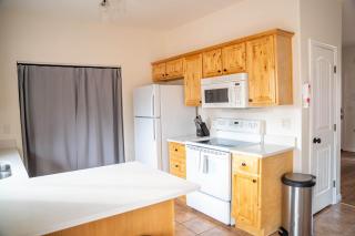Kanab Family Townhome with Pool and Hot Tub - Kanab - 7