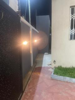 Sunshyne Apartments - Accra - 9