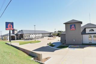 Motel 6-Brenham, TX - Brenham - 0