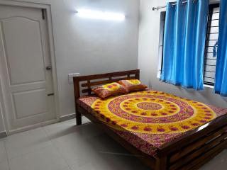 2-3 BHK Furnished Flat with All Home Amenities - Mangalore - 4