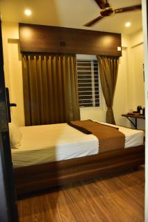 Meadows Inn - 4