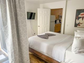 Charming 2nd Ave Lofts in Downtown San Diego with Parking - San Diego - 3