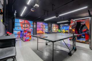 ALL INCLUSIVE - SUPER MARIO RETREAT – EPIC GAMING GETAWAY WITH ARCADES, THEMED - Indio - 9