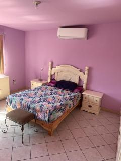 habitación a 2 cuadras de la Normal del Estado y 8 de ITESM - Chihuahua - 1