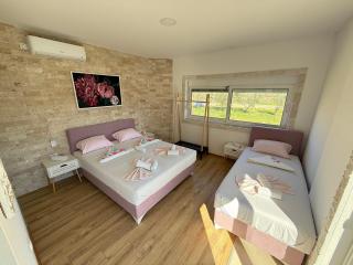 Gjinaj Apartments - 6