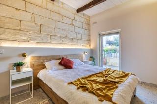 Beautifully Renovated 3BR Sliema Townhouse - Sliema - 9