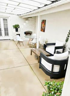 Elegant 4-Bedroom with Courtyard - WIL- BEV - 7