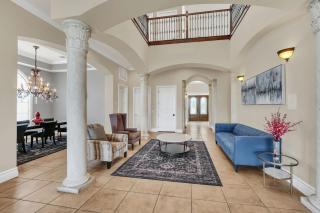 Luxury 6 Bedroom House in Reunion Resort - 3