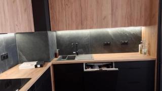 WORKATION Centre Airport Boutique Designer Bath, 3-4 days best offer, Kitchen, Balkony, Aircon - 8