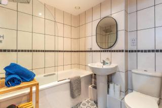 City Centre Apartment Near Nightlife Sleeps 8 - Liverpool - 1