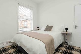 Beatles Penny Lane Sefton Park Free Parking - Liverpool - 2