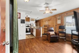 Unique 3BD 'Urban Cabin' close to French Quarter - New Orleans - 8