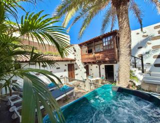 Casa Jarana, Private House with Jacuzzi near the Sea - Las Aguas - 0