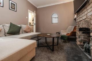 Family or Workers Washer By Sefton Parking - 4