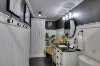 Beautiful Spacious & Well-Stocked Downtown Home - Rangeley - 6