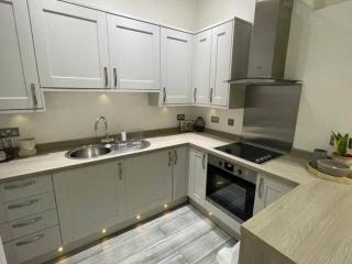 Parkfield Apt Near Lark Lane Free Parking - Liverpool - 2