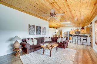 Strawberry Hideaway in the Pines with Hot Tub! - Pine - 6