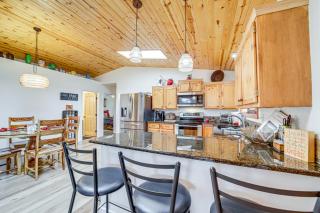 Strawberry Hideaway in the Pines with Hot Tub! - Pine - 4