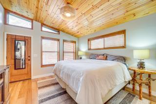 Strawberry Hideaway in the Pines with Hot Tub! - Pine - 1