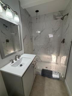 Nottingham House near Southeastern University - 2