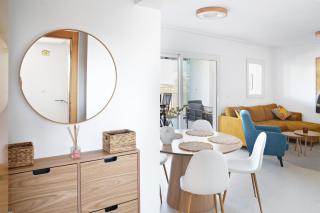 Stunning deluxe apartment, 2 bathrooms, golf and lake views - 4