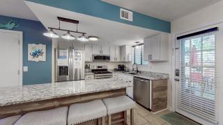 Gulf Highlands Coastal Retreat,11Pools, Pickleball - Panama City Beach - 5
