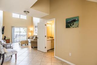 Rivers Edge Retreat on Crystal River with Pool - 1