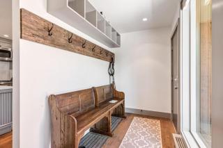 Perfect Location Between Vail, Loinshead - 8