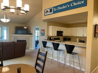 Edwards Mountain Chic On River Pool and Hot Tubs - 3