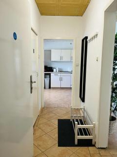 Praktisches 3-Zimmer Budget-Apartment mit 4 Einzelbetten in Hamburg-Harburg - 5