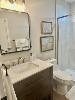 Perfect Home, Center of Aggieland - 3BR 3 BA 5Beds - College Station - 8