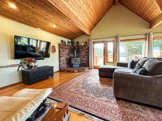 Olympic Oasis Tranquil Retreat Near Dungeness Wildlife Refuge Hot Tub - Sequim - 2