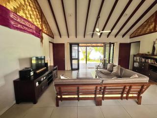 Turtle Bay Beach House, Turtle Bay - Malvanua Island - 8