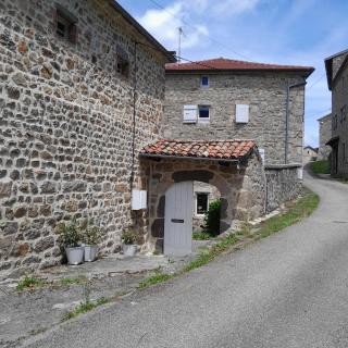 Gite mandra - Saint-Julien-Vocance - 3