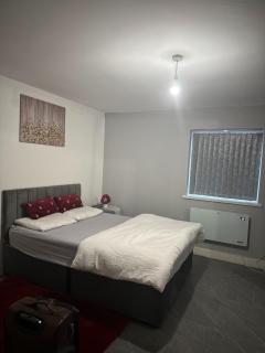 Home sweet home - Leicester - 3
