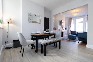 Cwmdare House - Home near Cardiff City Centre with parking - 8