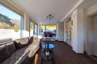 Majestic Apartment - 3