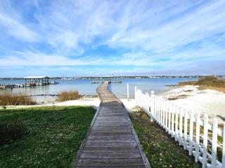 Amazing 5-Bedroom Home with Incredible Views from 4 Balconies - Gulf Shores - 0
