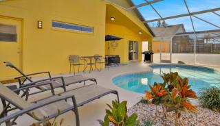Family Home w/ Private Pool Pet Friendly, Minutes to Disney - 9