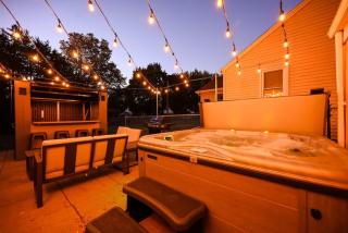 Gorgeous 3 bedroom home, minutes from Lambeau! - 9