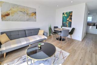 Appartement Moderne et Cosy avec Balcon - Parking Gratuit - Netflix - - 1