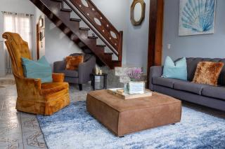 Rusty Blue 2 Bedroom - Ladyville - 2
