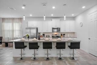 8963 Solara Resort 6BDRS - 1