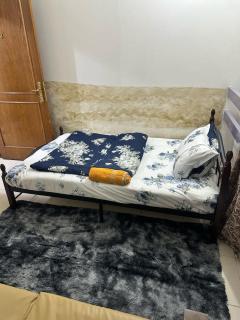 Private room with a window - Abu Dhabi - 3