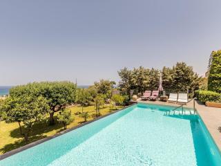 Swanky villa in Hersonissos with private pool - Hersonissos - 2