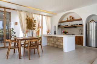 Luxurious 2BR Pool Villa, Scenic Rice Field Views - Lumora Villa Seseh - - 5