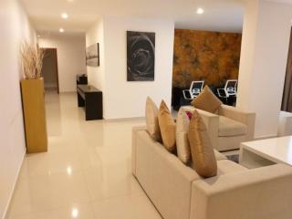 Platinum One-3 Bedroom Luxury Private Apartment - Colombo 3 - 0