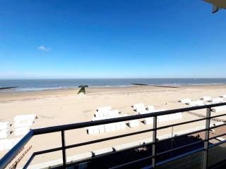 Apartment in Wenduine with Stunning Seaviews - Wenduine - 2