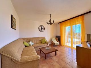 Apartments with a parking space nska, Krk - 23878 - Malinska - 1